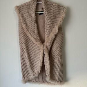 Women's Fur Trim Beautiful Knit Sweater Vest